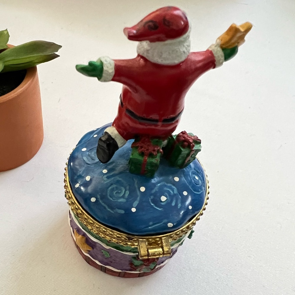 Santa metal trinket box - Picture 3 of 6